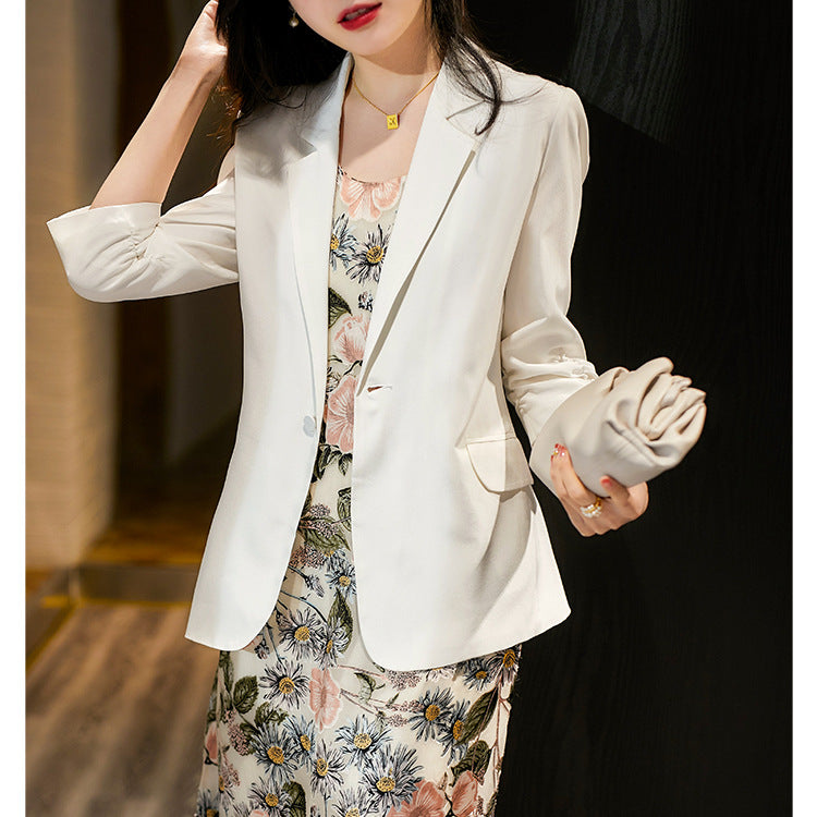 2025新款春夏季高端气质西装外套女胖mm显瘦上衣休闲西服大码女装